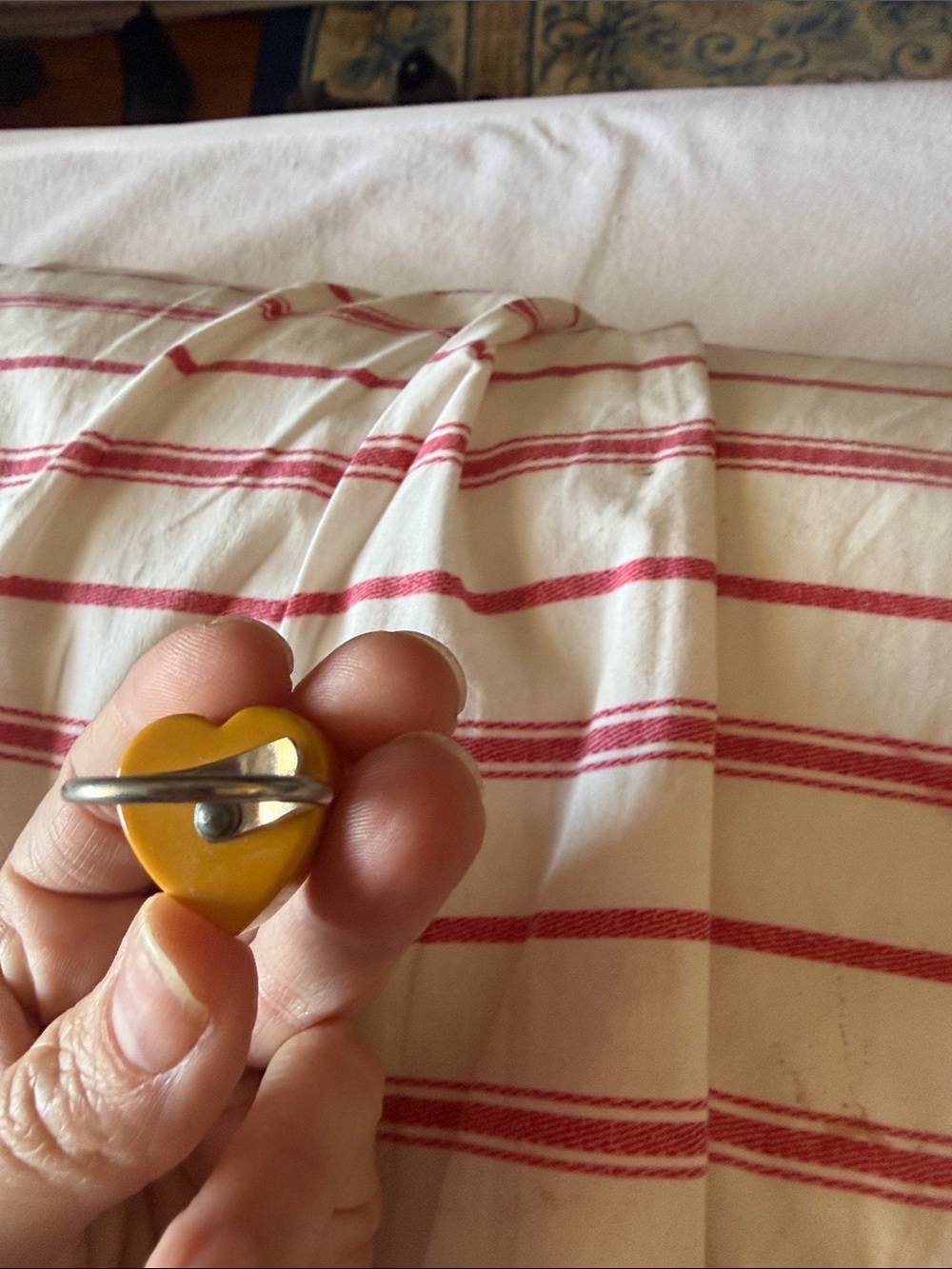 bakelite ring - Picture 2 of 2